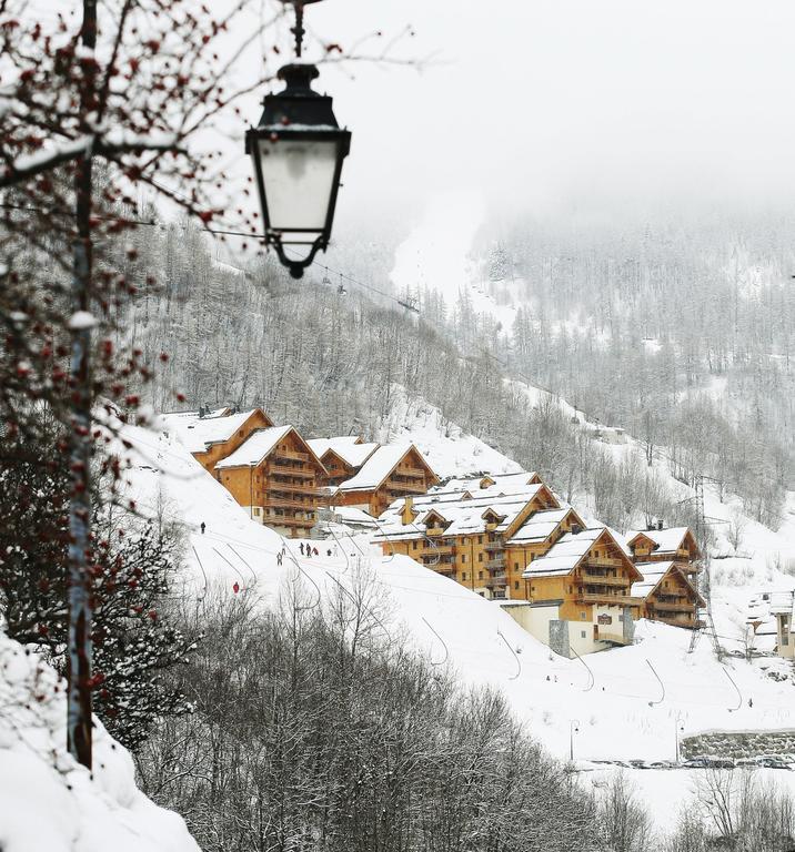 Résidence Odalys Le Hameau et les Chalets de la Vallée d'Or Valloire Exterior foto